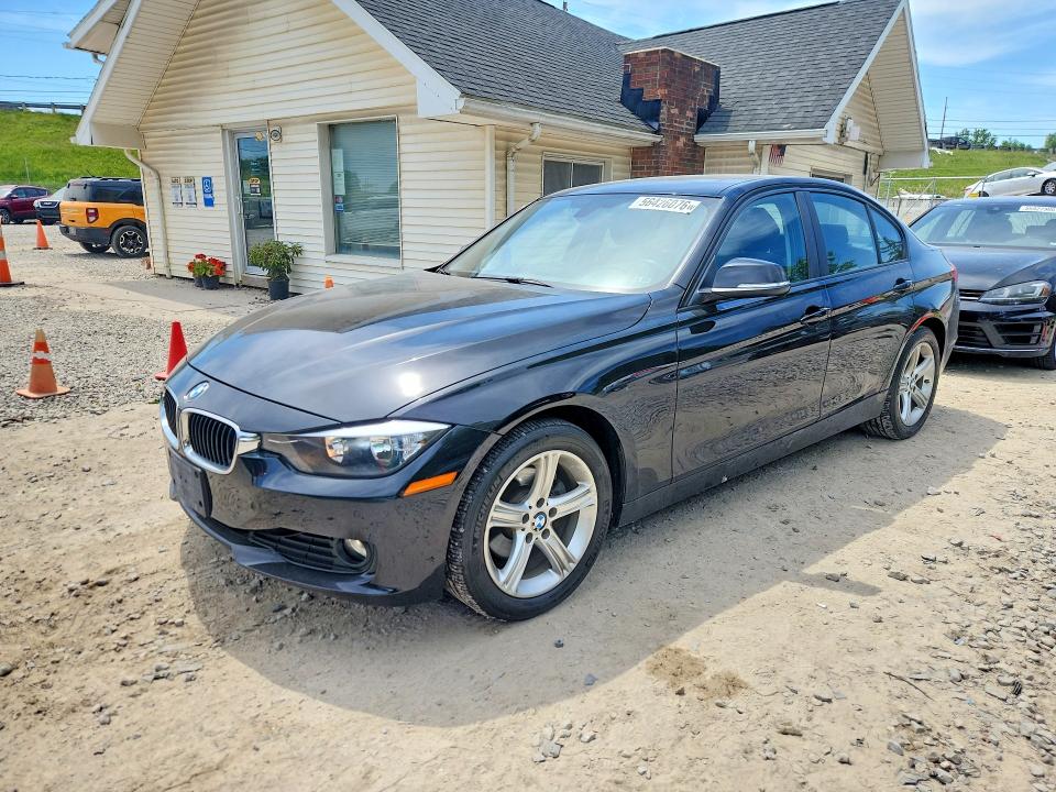 56426076 :رقم المزاد ، WBA3C3G54ENS72128 vin ، 2014 Bmw 320 مزاد بيع