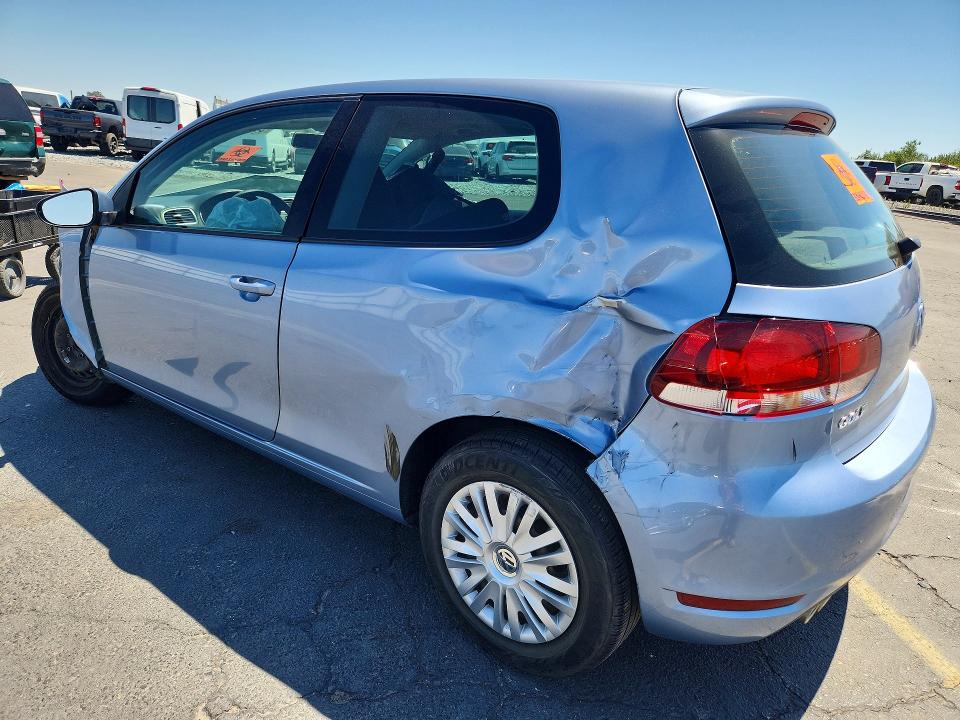 2010 Volkswagen Golf მანქანა იყიდება აუქციონზე, vin: WVWAB7AJ0AW319945, აუქციონის ნომერი: 56230056