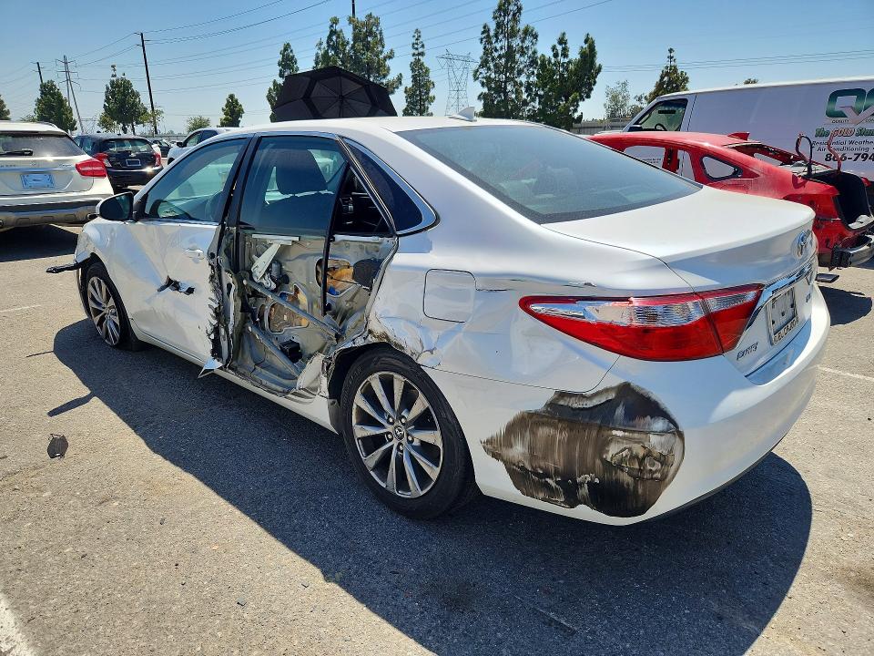 56448226 :رقم المزاد ، 4T1BF1FK8FU874535 vin ، 2015 Toyota Camry مزاد بيع