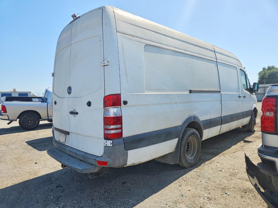 53405526 :رقم المزاد ، WD3PF1CC1C5670960 vin ، 2012 Mercedes Benz Sprinter مزاد بيع