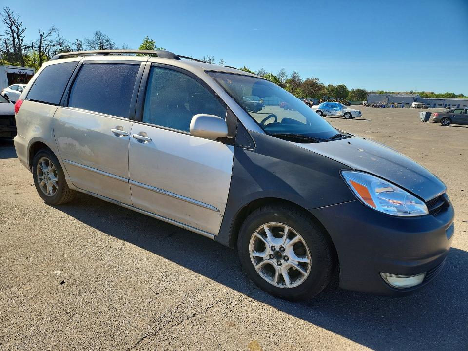 2004 Toyota Sienna მანქანა იყიდება აუქციონზე, vin: 5TDZA22C34S055052, აუქციონის ნომერი: 55649616