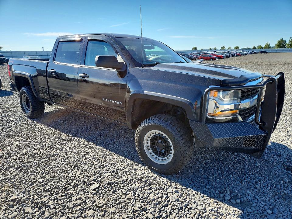Продаж на аукціоні авто 2018 Chevrolet Silverado, vin: 1GCUKNEC2JF102507, номер лоту: 57519386
