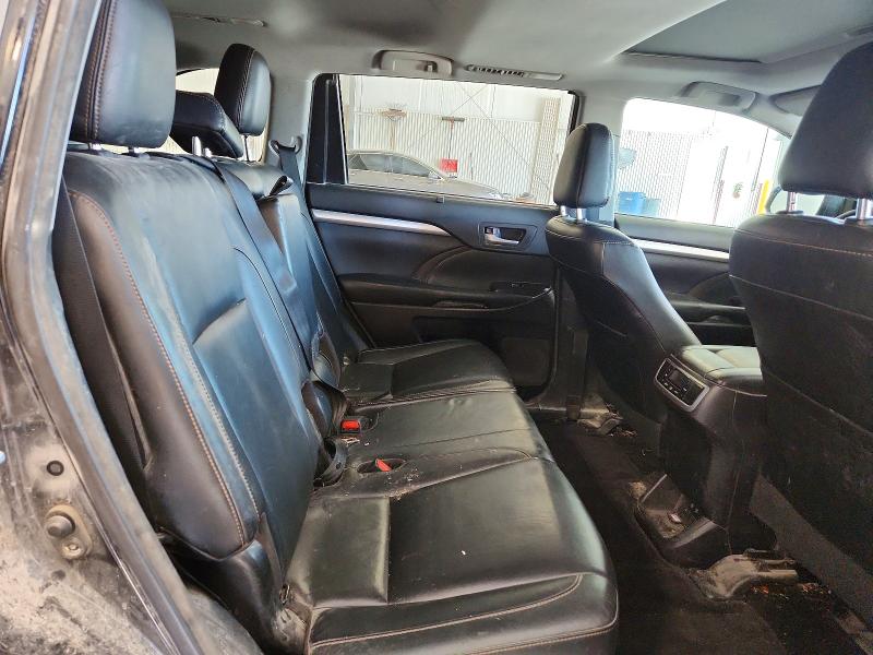 Продажа на аукционе авто 2017 Toyota Highlander, vin: 5TDJZRFH3HS435759, номер лота: 54843126