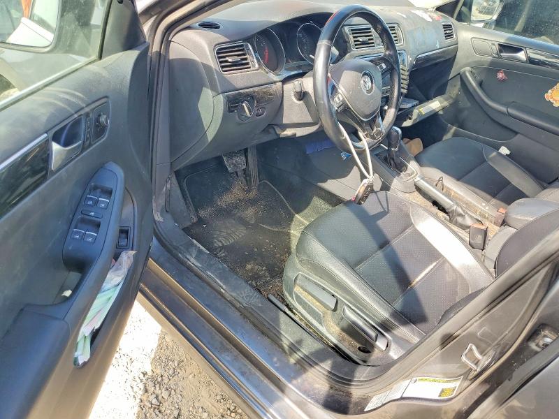 58836176 :رقم المزاد ، 3VWL17AJ3GM228427 vin ، 2016 Volkswagen Jetta مزاد بيع
