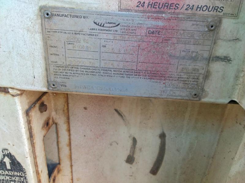 55915356 :رقم المزاد ، 1HTWCAAR25J039164 vin ، 2005 International 7400 مزاد بيع