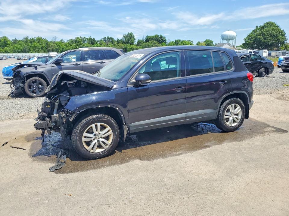 2013 Volkswagen Tiguan მანქანა იყიდება აუქციონზე, vin: WVGBV3AX2DW597397, აუქციონის ნომერი: 56316916