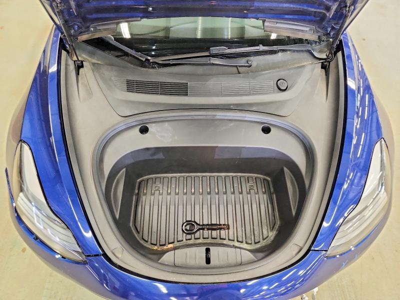 2022 Tesla Model 3 მანქანა იყიდება აუქციონზე, vin: 5YJ3E1EA3NF369756, აუქციონის ნომერი: 56932796