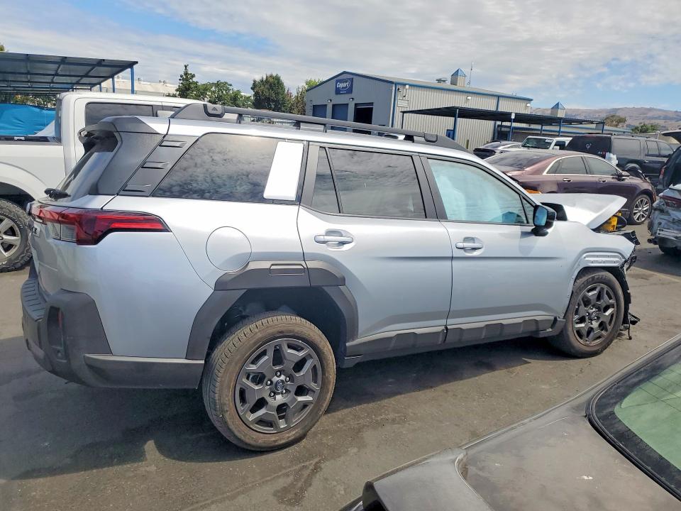 2026 Subaru Outback მანქანა იყიდება აუქციონზე, vin: JF2BUPAD7TY490919, აუქციონის ნომერი: 57430796