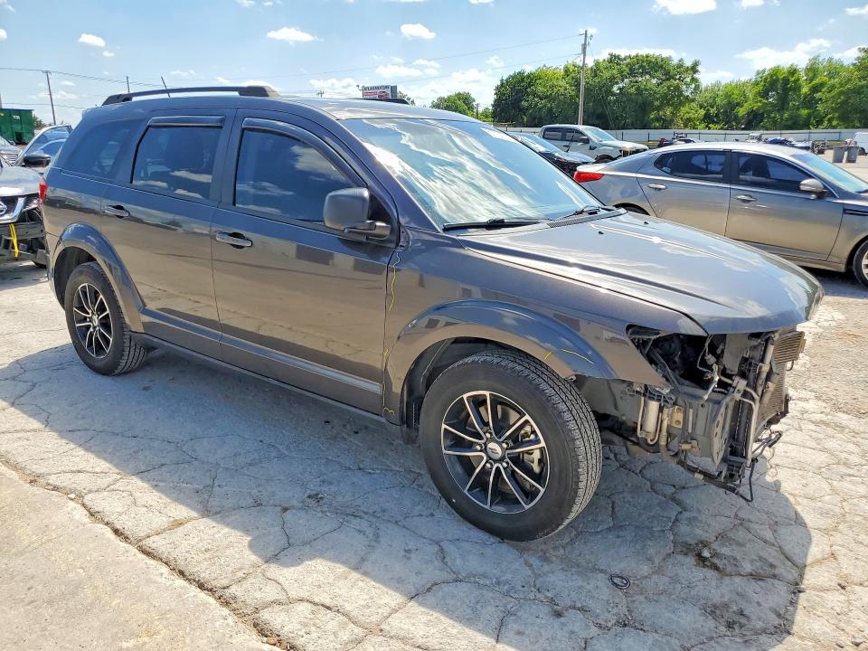 57701736 :رقم المزاد ، 3C4PDCAB4JT385300 vin ، 2018 Dodge Journey مزاد بيع
