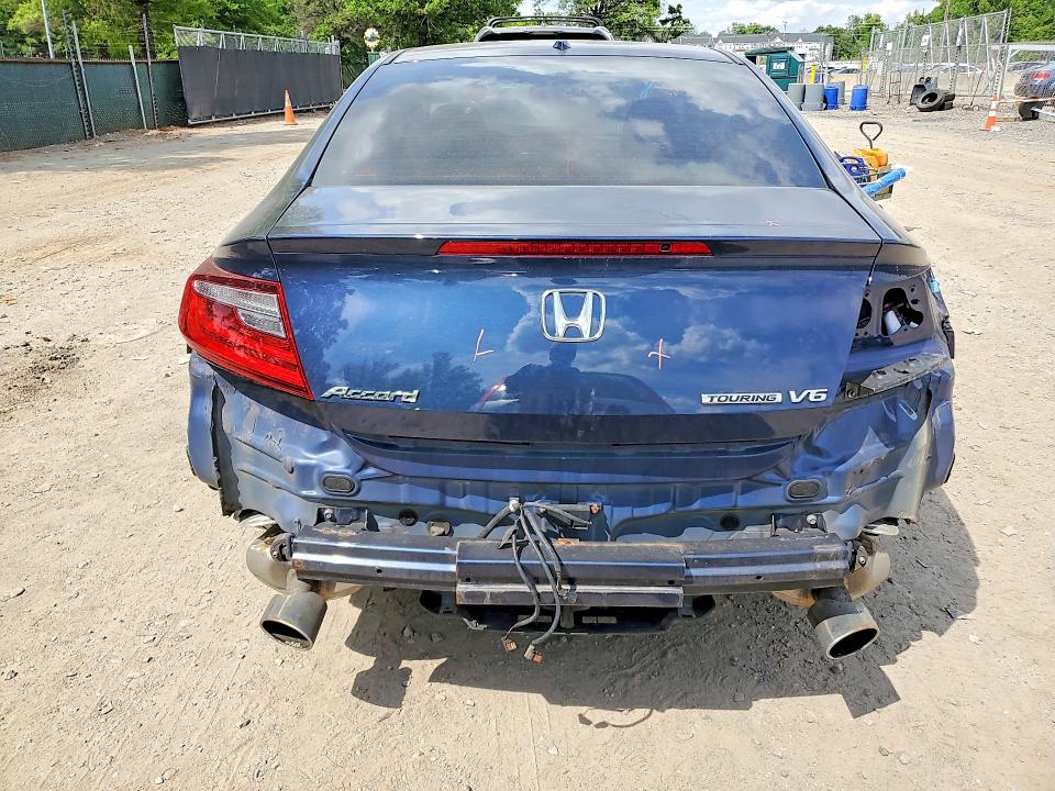 2017 Honda Accord მანქანა იყიდება აუქციონზე, vin: 1HGCT2B01HA003591, აუქციონის ნომერი: 55599486