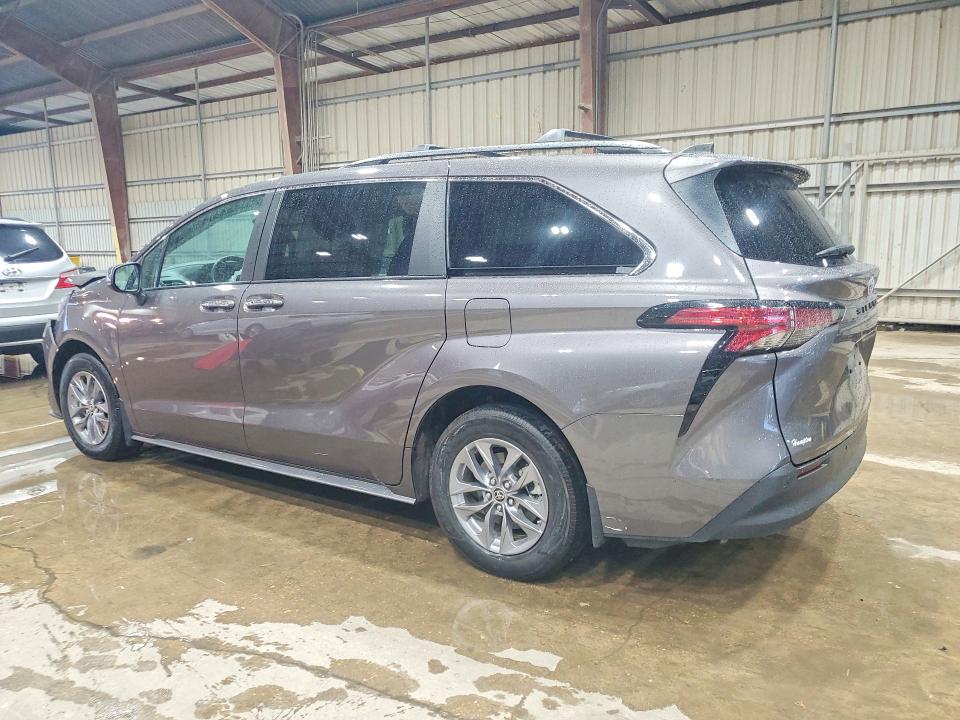 2022 Toyota Sienna მანქანა იყიდება აუქციონზე, vin: 5TDYRKEC6NS130277, აუქციონის ნომერი: 57442776