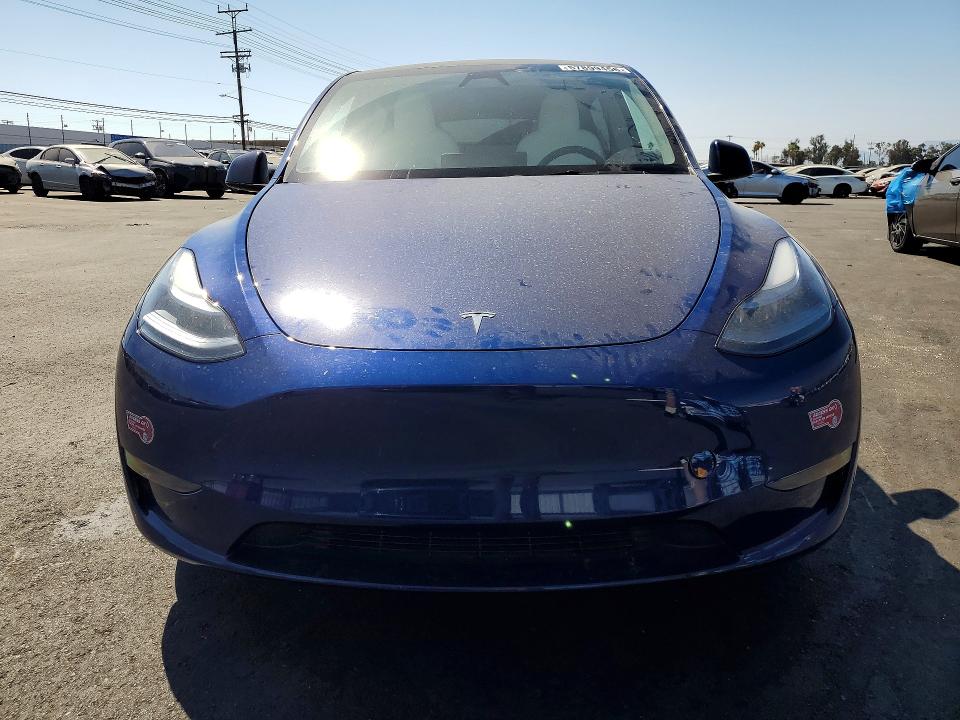 2024 Tesla Model Y მანქანა იყიდება აუქციონზე, vin: 7SAYGAEE7RF184296, აუქციონის ნომერი: 57899456