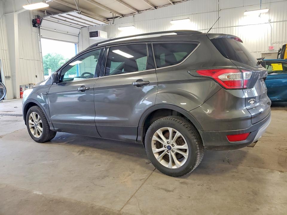 2017 Ford Escape მანქანა იყიდება აუქციონზე, vin: 1FMCU9GD9HUB07076, აუქციონის ნომერი: 56963036