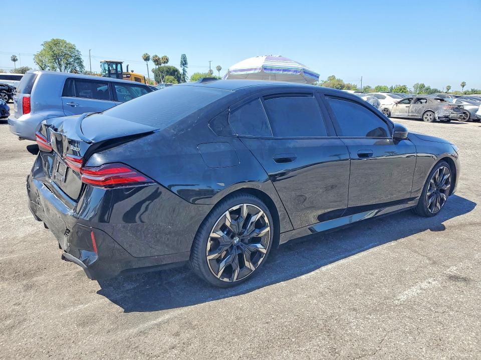 57034646 :رقم المزاد ، WBA43FJ09RCS16495 vin ، 2024 Bmw 530 مزاد بيع