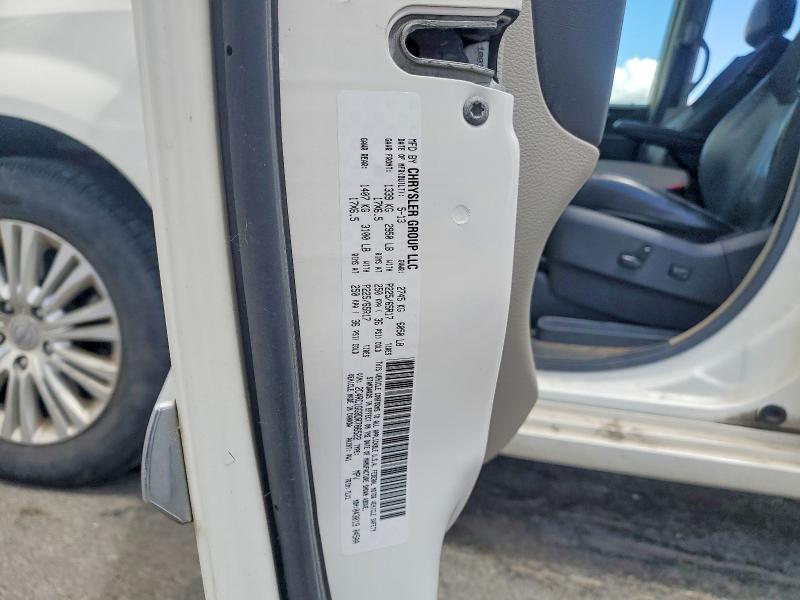 56609116 :رقم المزاد ، 2C4RC1GG8DR786522 vin ، 2013 Chrysler Town & Country مزاد بيع