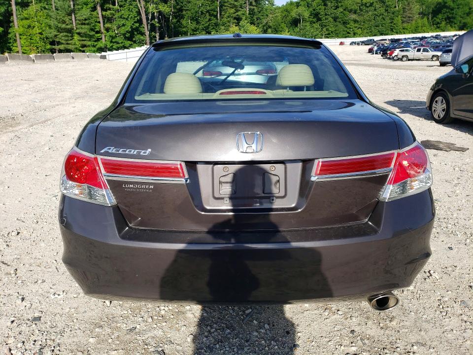 2011 Honda Accord მანქანა იყიდება აუქციონზე, vin: 1HGCP2F82BA042671, აუქციონის ნომერი: 58715946