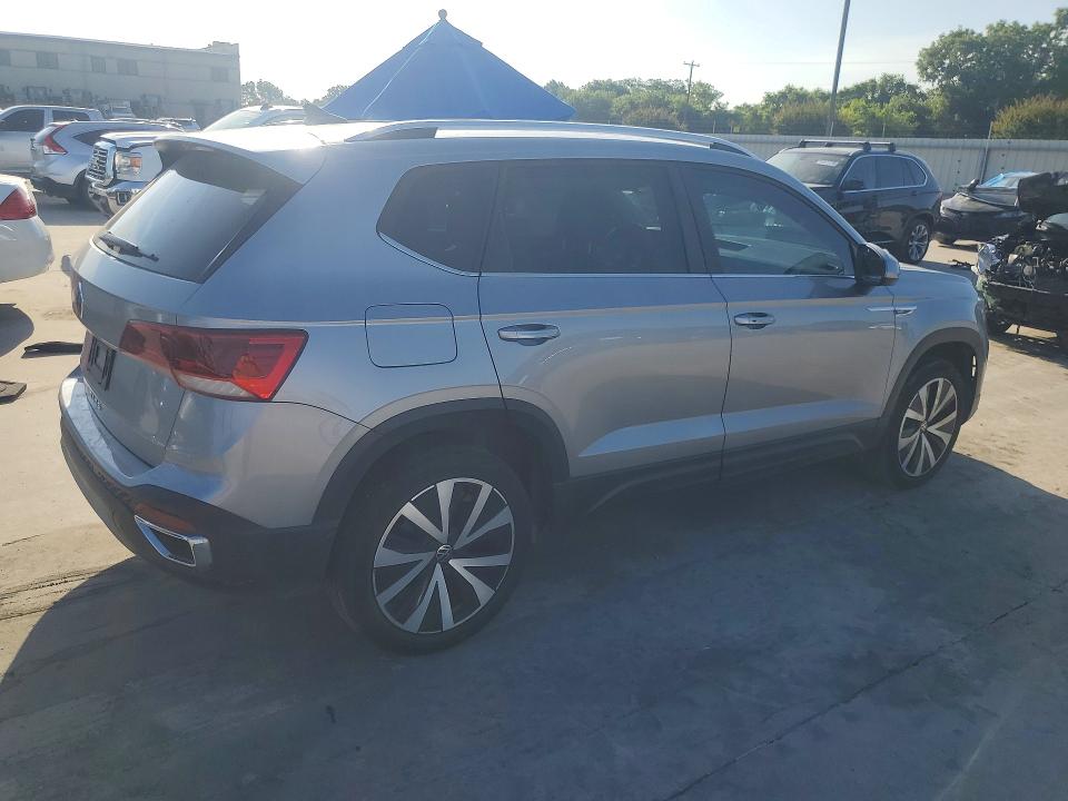 Продажа на аукционе авто 2024 Volkswagen Taos, vin: 3VVEX7B27RM057171, номер лота: 55677166