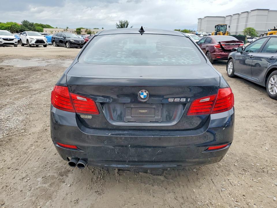 Продажа на аукционе авто 2015 Bmw 528i, vin: WBA5A5C58FD518475, номер лота: 56138936
