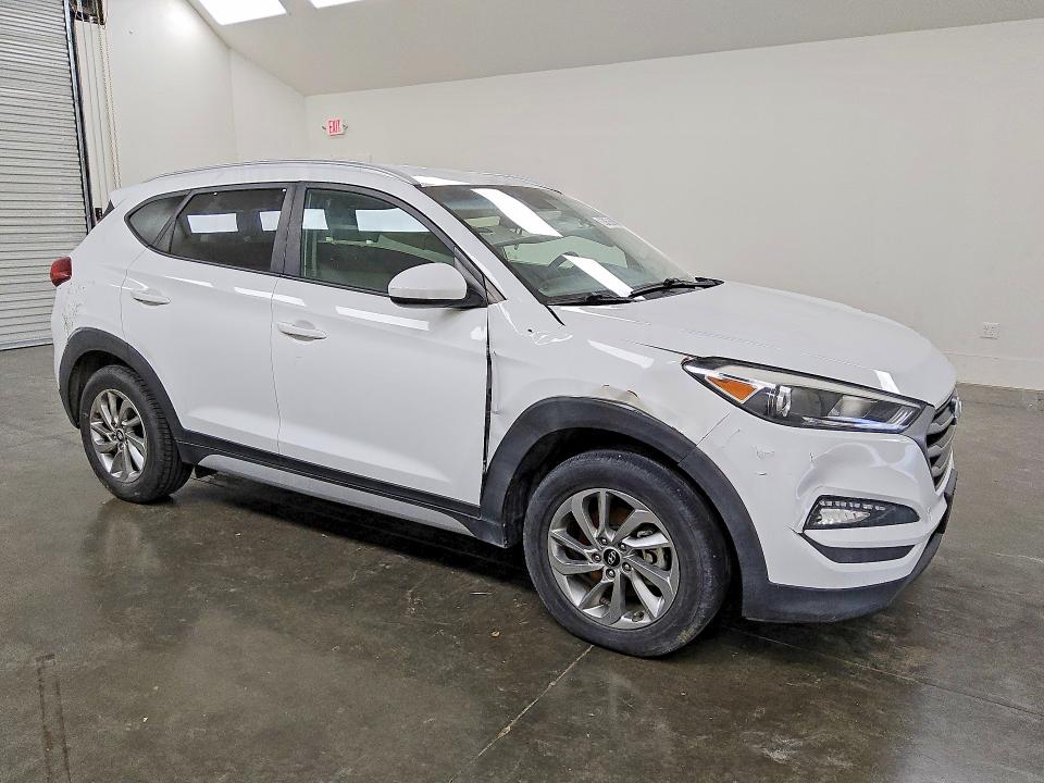 2018 Hyundai Tucson მანქანა იყიდება აუქციონზე, vin: KM8J3CA42JU674865, აუქციონის ნომერი: 56158576