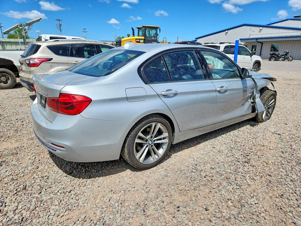 2018 Bmw 330 მანქანა იყიდება აუქციონზე, vin: WBA8D9C50JA614168, აუქციონის ნომერი: 55592276