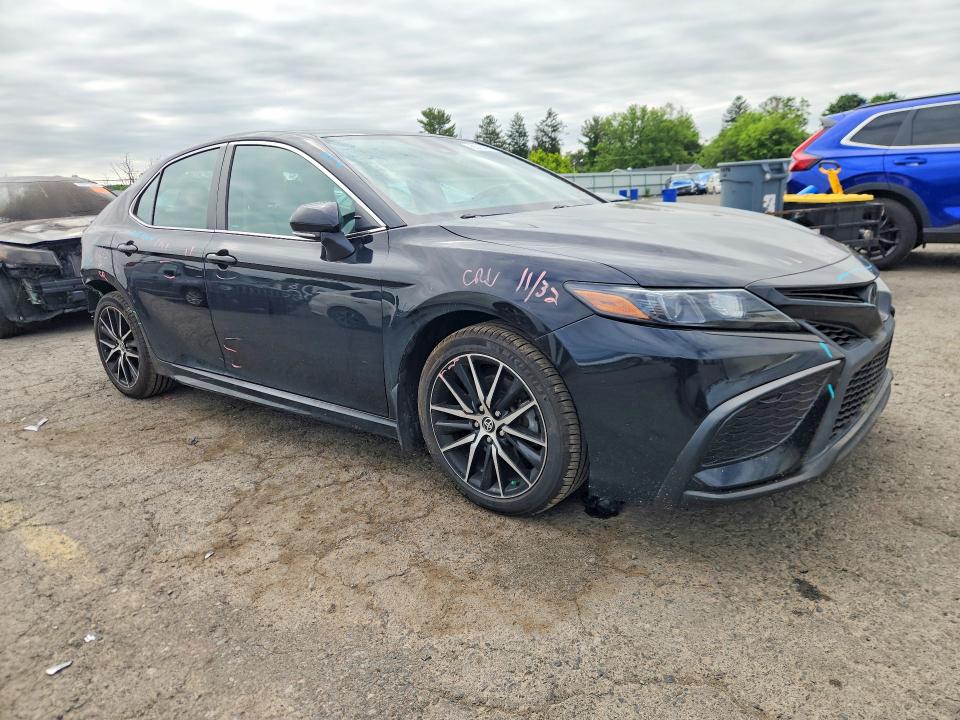 Продаж на аукціоні авто 2022 Toyota Camry, vin: 4T1G11BK7NU057873, номер лоту: 55754216