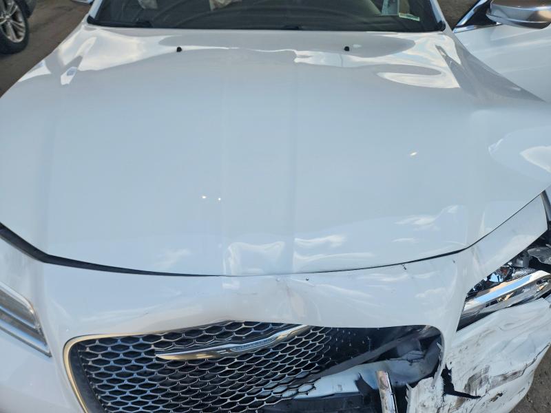 58233516 :رقم المزاد ، 2C3CCASG8FH792900 vin ، 2015 Chrysler 300c مزاد بيع