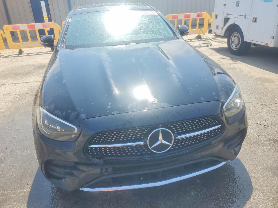 55900376 :رقم المزاد ، W1KZF8DB5MA873412 vin ، 2021 Mercedes-benz E مزاد بيع
