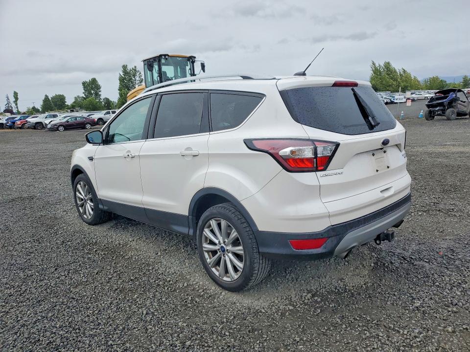 Auction sale of the 2017 Ford Escape, vin: 1FMCU9J90HUB61922, lot number: 56366306