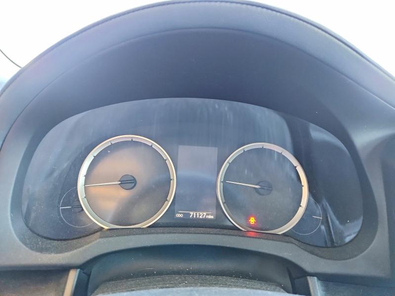 56171116 :رقم المزاد ، JTHBF1D22F5050661 vin ، 2015 Lexus Is مزاد بيع