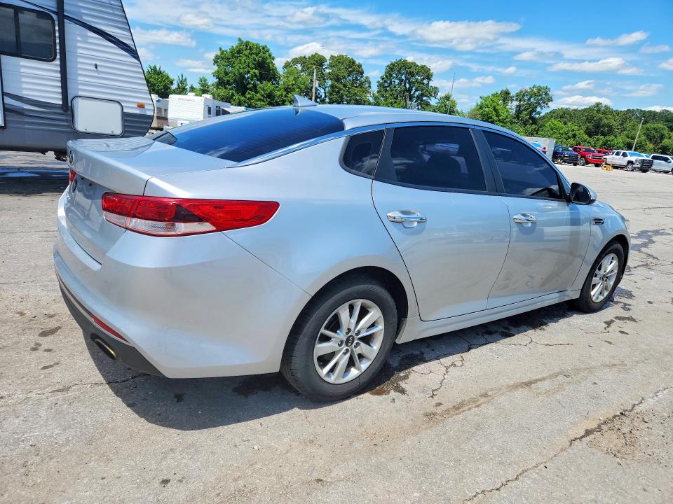 Продаж на аукціоні авто 2018 Kia Optima, vin: 5XXGT4L38JG188172, номер лоту: 57531496