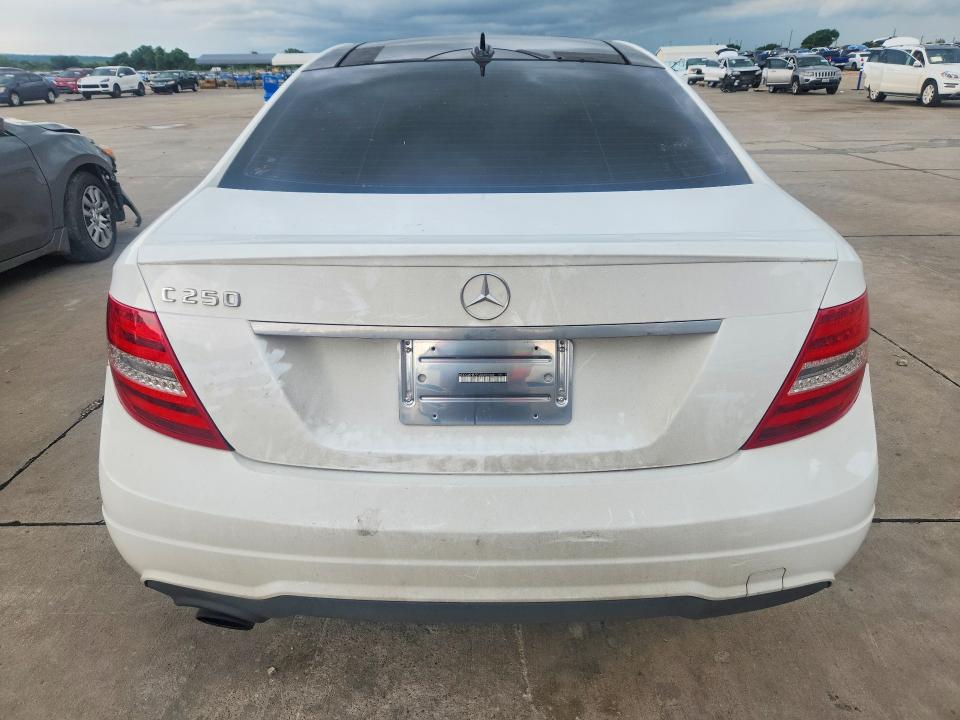 57732466 :رقم المزاد ، WDDGJ4HB7FG368884 vin ، 2015 Mercedes-benz C مزاد بيع