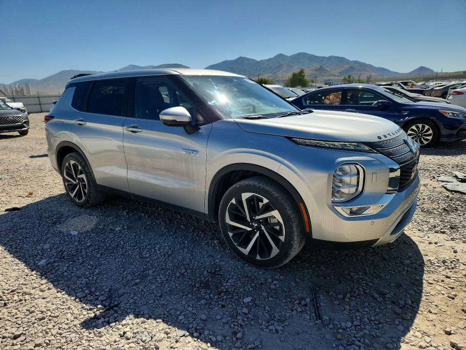 Продажа на аукционе авто 2024 Mitsubishi Outlander, vin: JA4T5VA94RZ020277, номер лота: 55977806
