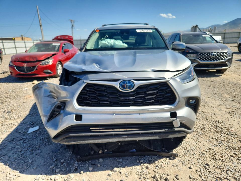 Aukcja sprzedaży 2022 Toyota Highlander, vin: 5TDBBRCH6NS561476, numer aukcji: 56093036