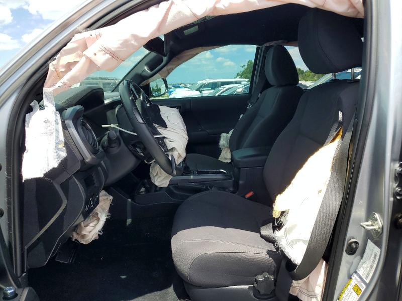 56234246 :رقم المزاد ، 5TFCZ5AN0JX162052 vin ، 2018 Toyota Tacoma مزاد بيع