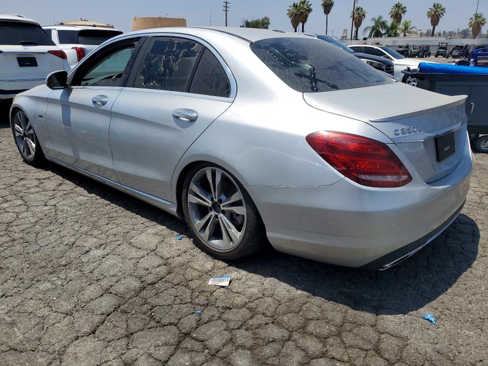 2018 Mercedes-benz C მანქანა იყიდება აუქციონზე, vin: 55SWF4HB6JU259275, აუქციონის ნომერი: 57860846