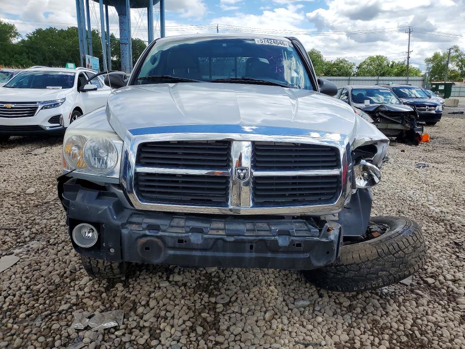 2005 Dodge Dakota მანქანა იყიდება აუქციონზე, vin: 1D7HW42K15S295733, აუქციონის ნომერი: 57424046