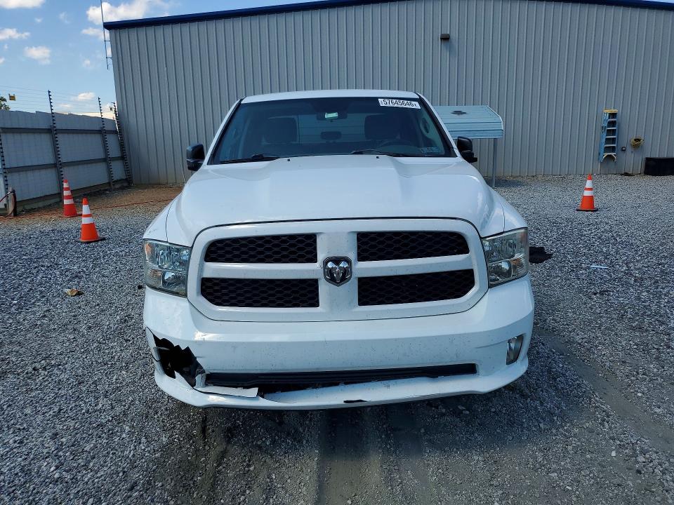 57645646 :رقم المزاد ، 1C6RR7FT7DS714068 vin ، 2013 Ram 1500 مزاد بيع