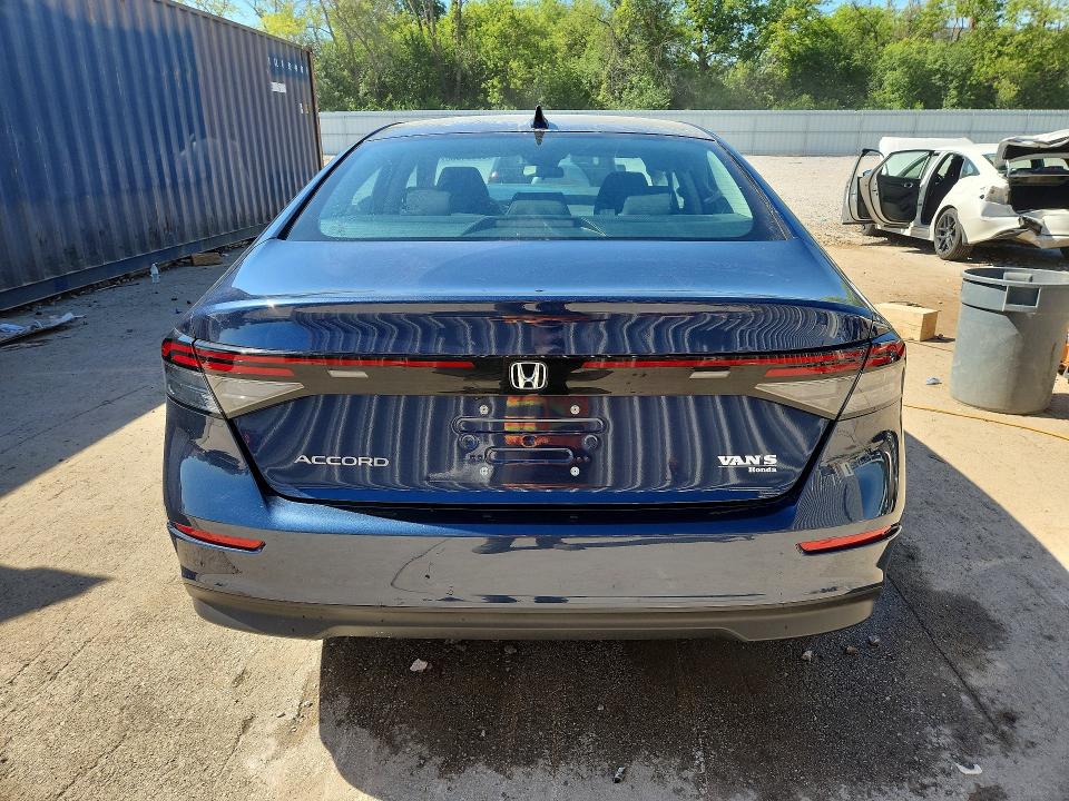 55354906 :رقم المزاد ، 1HGCY1F3XPA041870 vin ، 2023 Honda Accord مزاد بيع