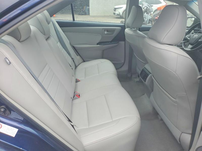 57673556 :رقم المزاد ، 4T1BD1FK5FU148931 vin ، 2015 Toyota Camry Hybrid مزاد بيع