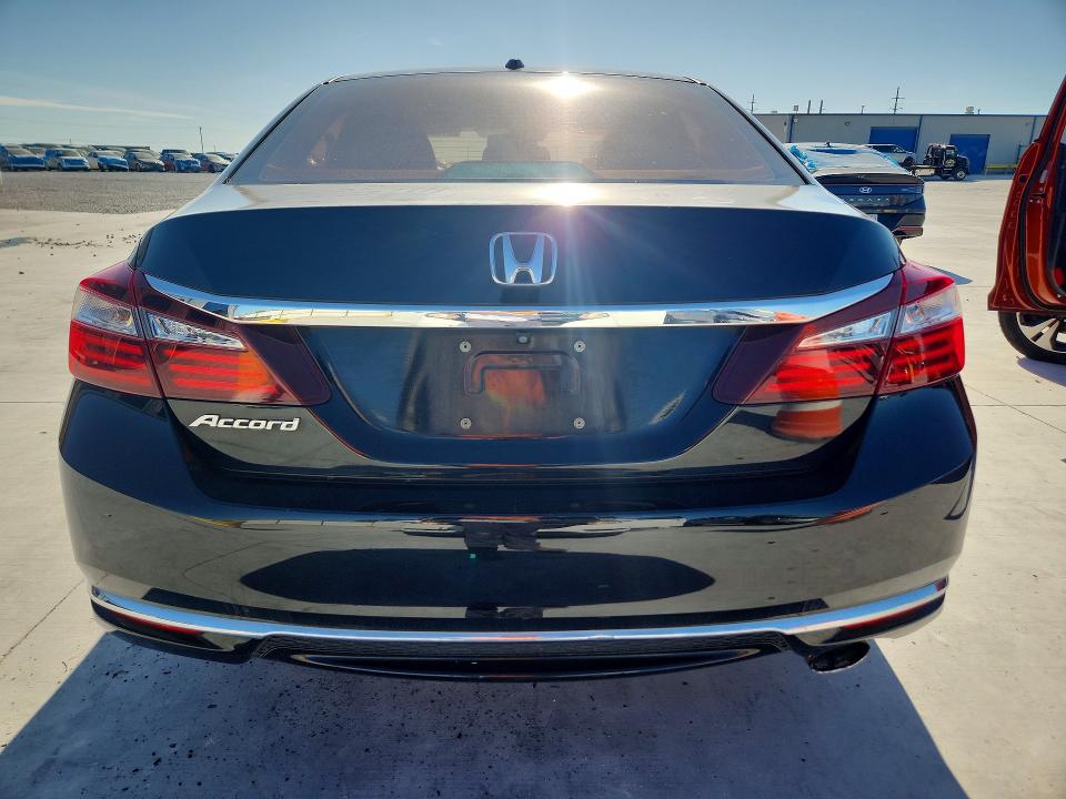 54726846 :رقم المزاد ، 1HGCR2F99HA025460 vin ، 2017 Honda Accord مزاد بيع