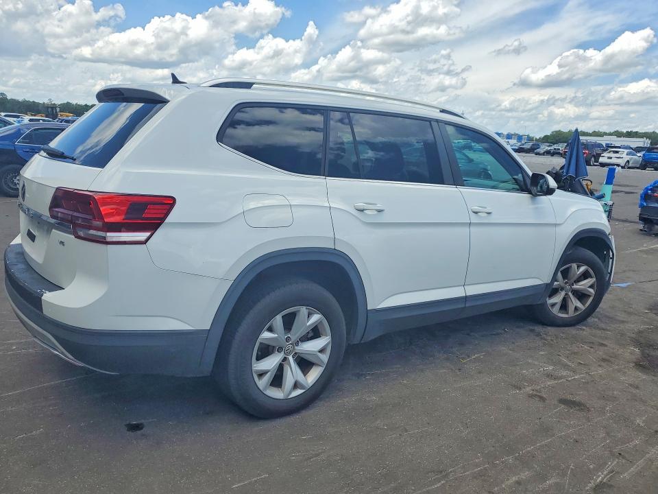 Продажа на аукционе авто 2018 Volkswagen Atlas, vin: 1V2DR2CA1JC517149, номер лота: 57917426