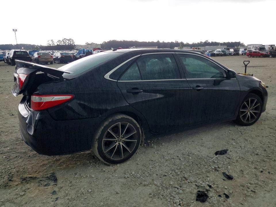 57889926 :رقم المزاد ، 4T1BF1FK5GU551514 vin ، 2016 Toyota Camry مزاد بيع