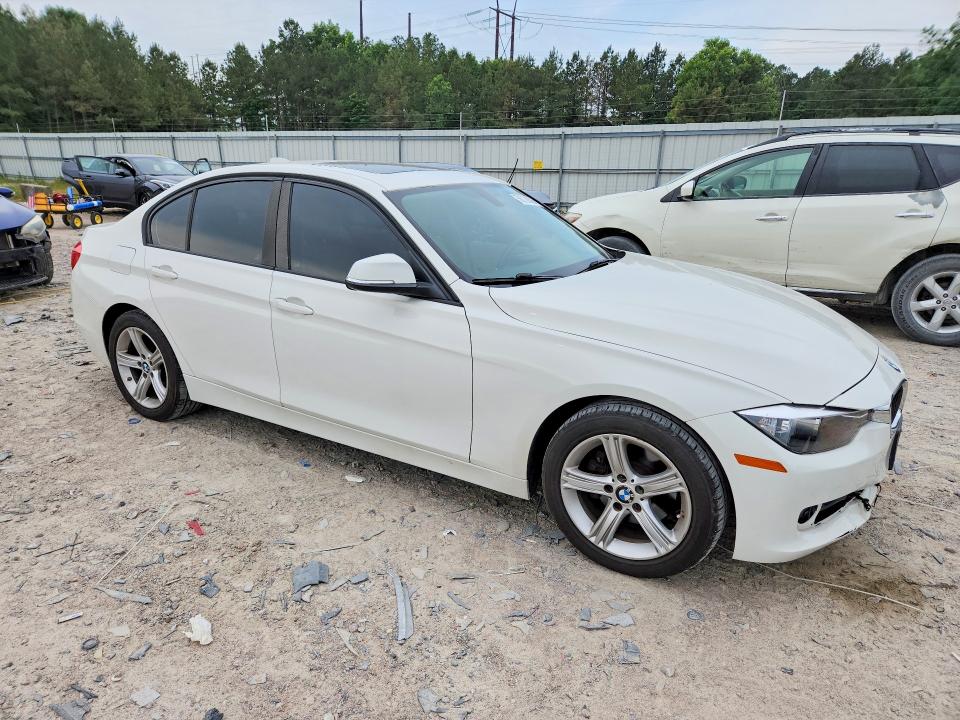 56738536 :رقم المزاد ، WBA3B1C53EK134904 vin ، 2014 Bmw 320 مزاد بيع