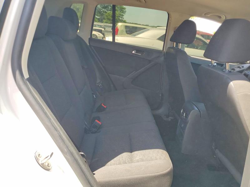 Продажа на аукционе авто 2018 Volkswagen Tiguan Limited, vin: WVGBV7AX2JK001148, номер лота: 56401666
