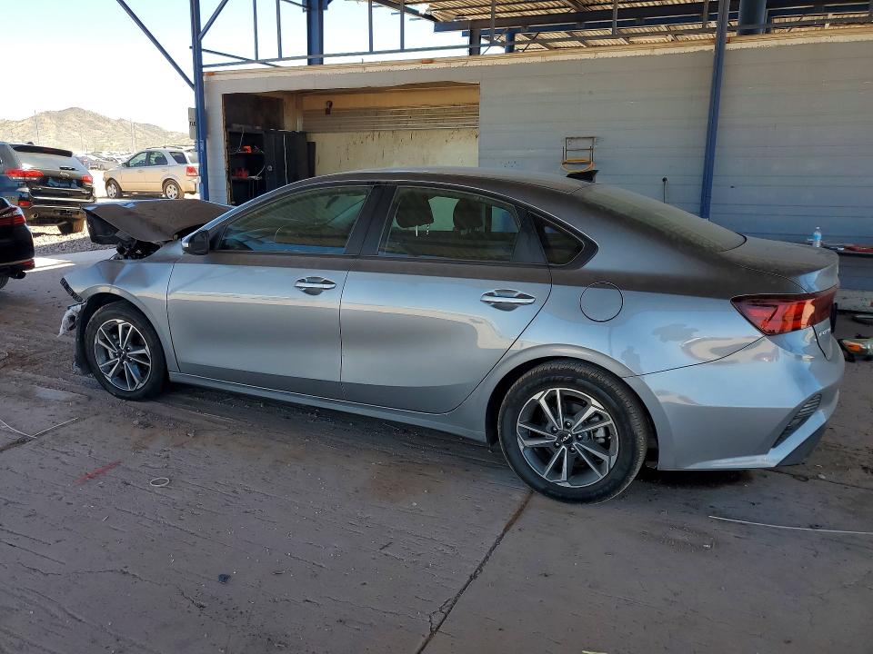 56568346 :رقم المزاد ، 3KPF24AD2RE723334 vin ، 2024 Kia Forte مزاد بيع