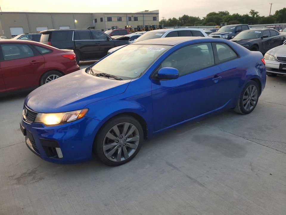 2013 Kia Forte მანქანა იყიდება აუქციონზე, vin: KNAFW6A38D5677002, აუქციონის ნომერი: 57855326