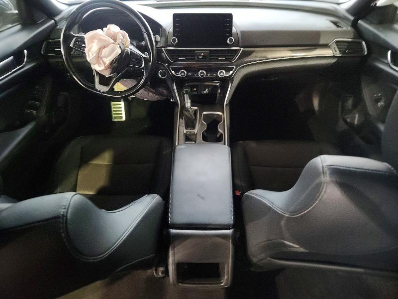 52337726 :رقم المزاد ، 1HGCV1F32LA124745 vin ، 2020 Honda Accord مزاد بيع