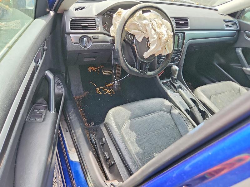 56282886 :رقم المزاد ، 1VWDT7A32HC045779 vin ، 2017 Volkswagen Passat مزاد بيع