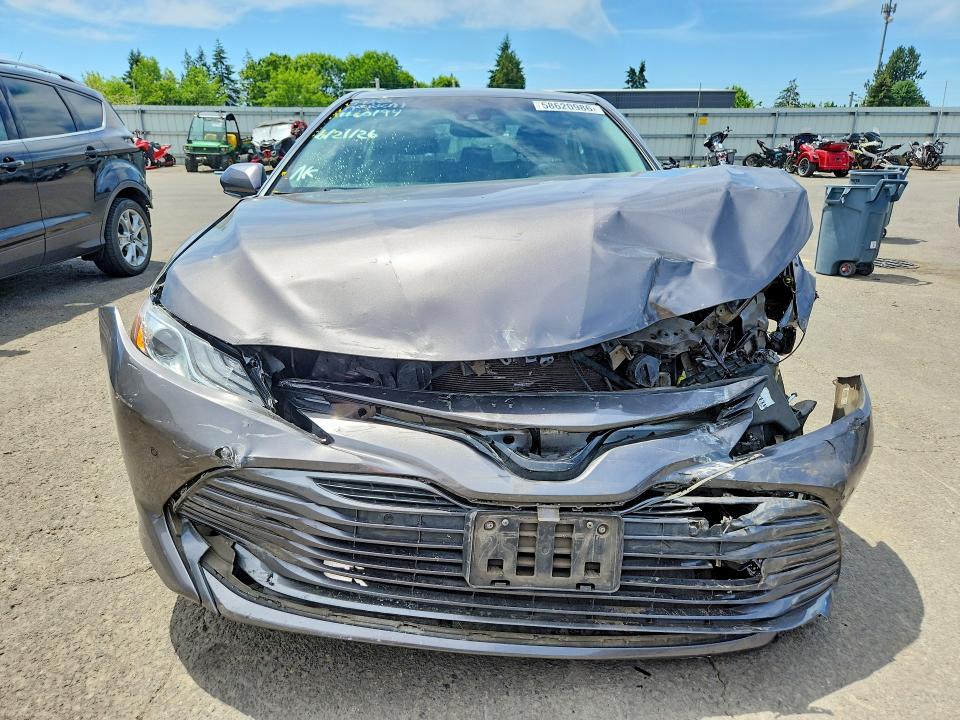Продаж на аукціоні авто 2018 Toyota Camry, vin: 4T1B11HK5JU120299, номер лоту: 58620986