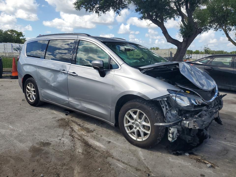 55812856 :رقم المزاد ، 2C4RC1DG7LR261759 vin ، 2020 Chrysler Voyager مزاد بيع